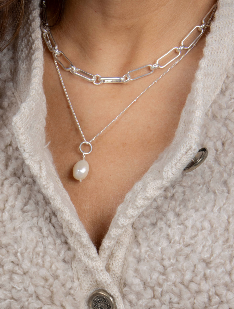 Jean Waterproof Baroque Pearl Necklace - Silver Plated Stainless Steel - Image 5