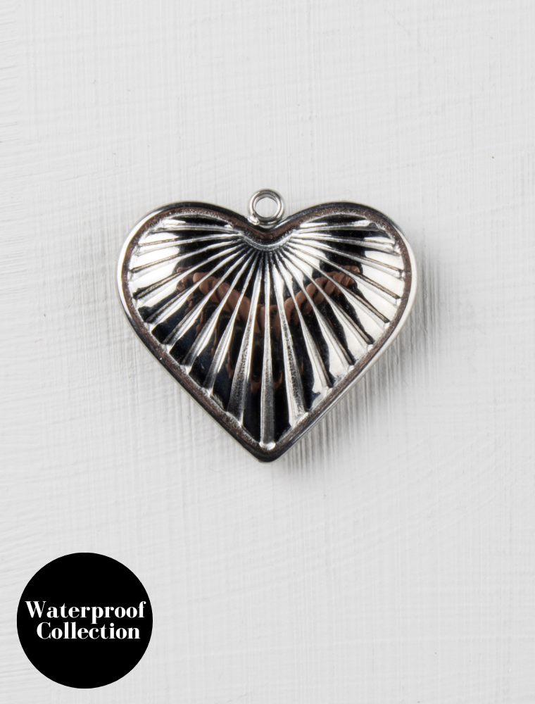 Large Ridge Heart - 77 - Silver/Stainless Steel